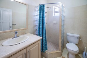 Apartment, 2 Bedrooms | Bathroom