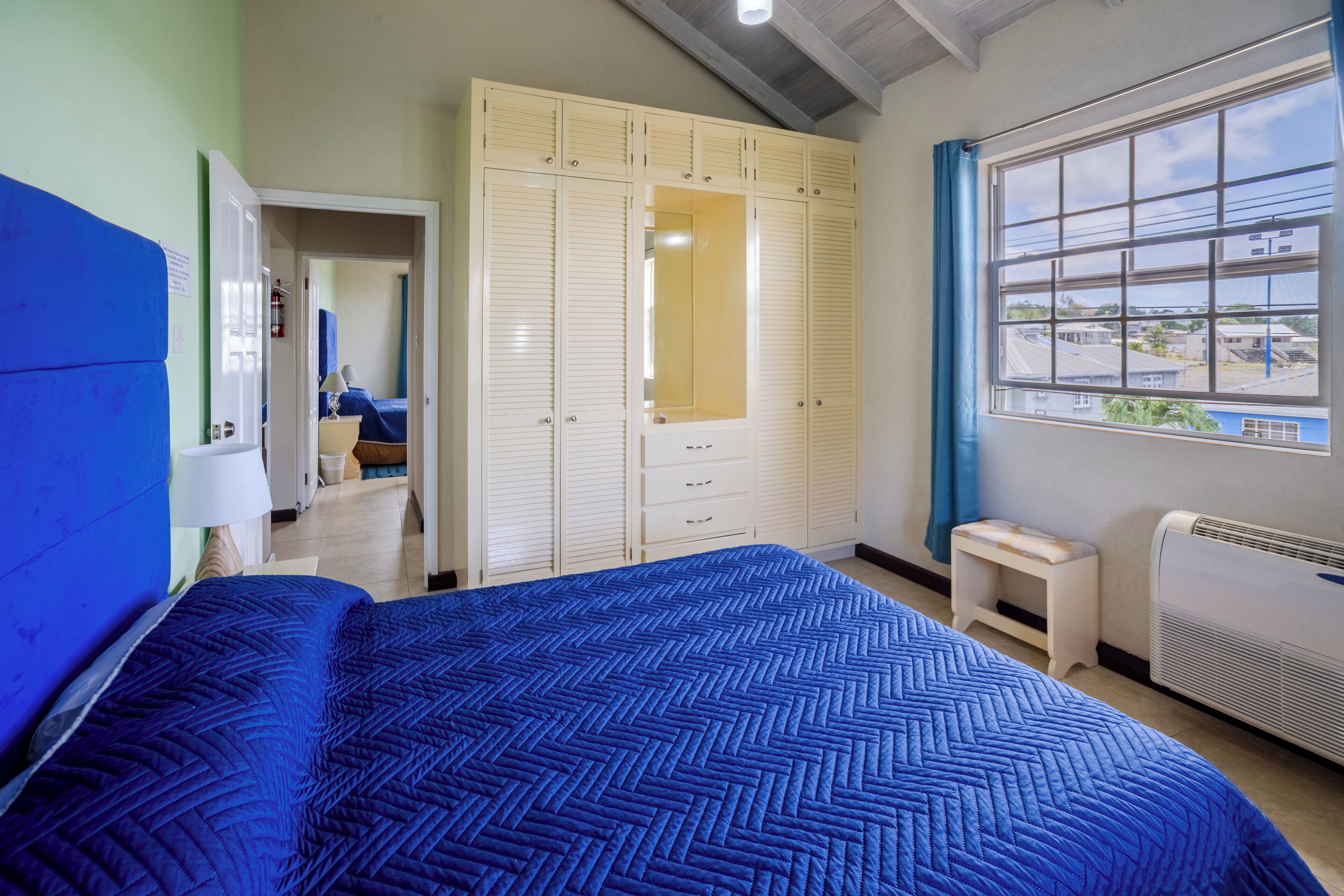Apartment, 2 Bedrooms | 2 bedrooms, Egyptian cotton sheets, premium bedding, Tempur-Pedic beds