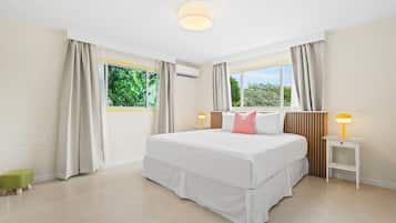 Villa Deluxe, 2 habitaciones, vista al jardín, junto a la alberca | Ropa de cama de alta calidad y caja de seguridad en la habitación