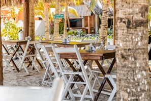 Breakfast, lunch, dinner served; Caribbean cuisine, beach views  - Zomay Beachfront Hotel Holbox (Isla Holbox)