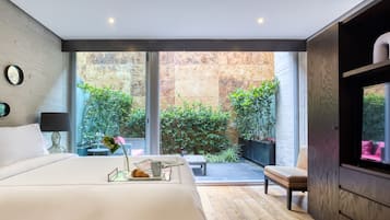 Suite - terrasse | Premium-sengetøj, dundyner, senge med topmadrasser