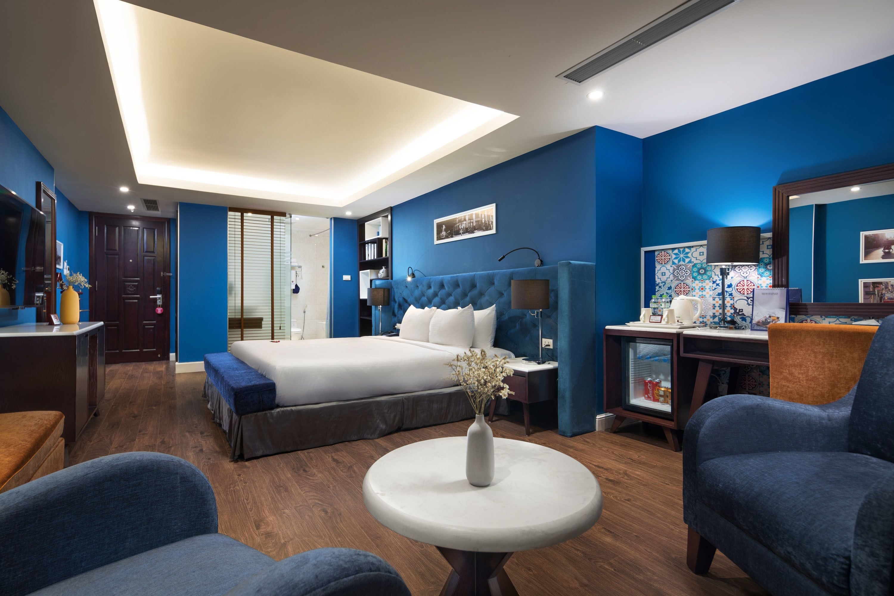 royal terrace suite | 1 bedroom, down duvets, minibar, in-room safe