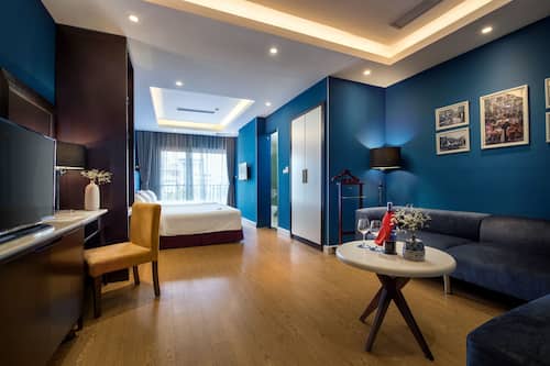 Familie suite, balkon, uitzicht op de stad | Uitzicht vanuit de kamer