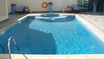 Piscina externa