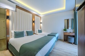Phòng 3 Tiêu chuẩn | Bộ đồ giường cao cấp, minibar, két bảo mật tại phòng 