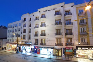 Front of property - Hotel Black Tulip (Istanbul)