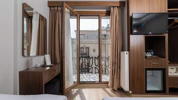 Standard Triple Room | Premium bedding, minibar, in-room safe, free WiFi