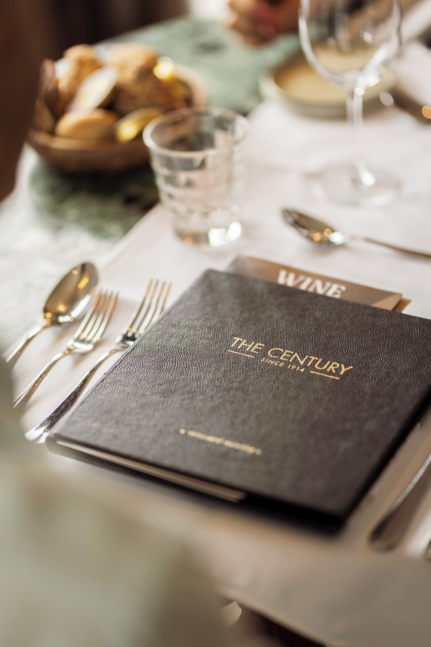 breakfast, lunch and dinner served