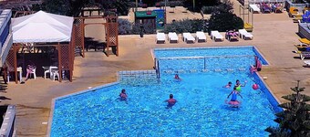 Sundown Court Leisure Resort