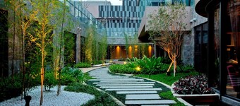 In Sky Hotel