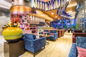 Daily buffet breakfast (TWD 480 per person) - In Sky Hotel (Taichung)