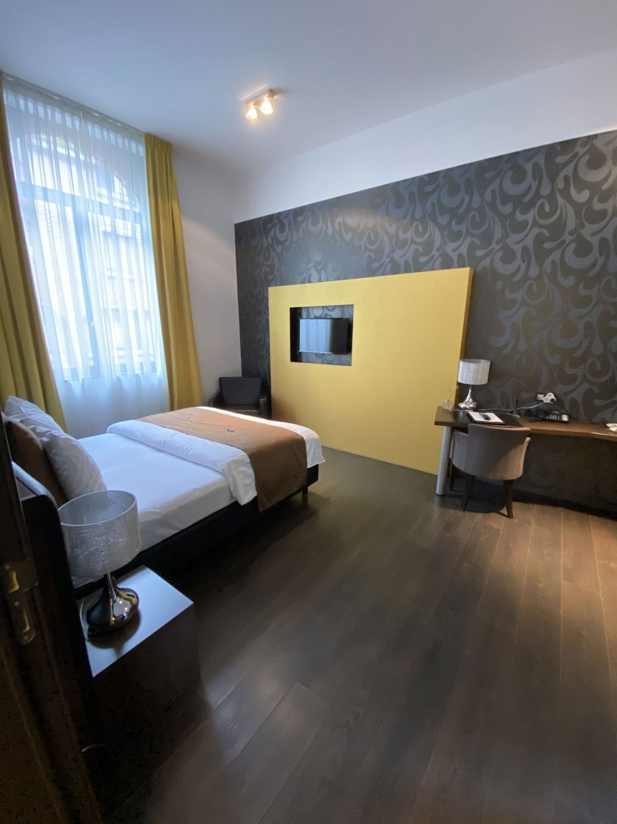Minibar, in-room safe, desk, blackout drapes