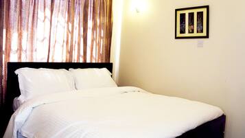 Memory-foam beds, desk, free WiFi