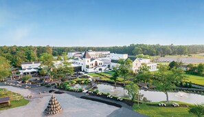 Exterior - Chateau Renault (Egg Harbor City)