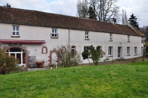 Exterior - Le Parc D'Eden (Villeneuve-sous-Dammartin)