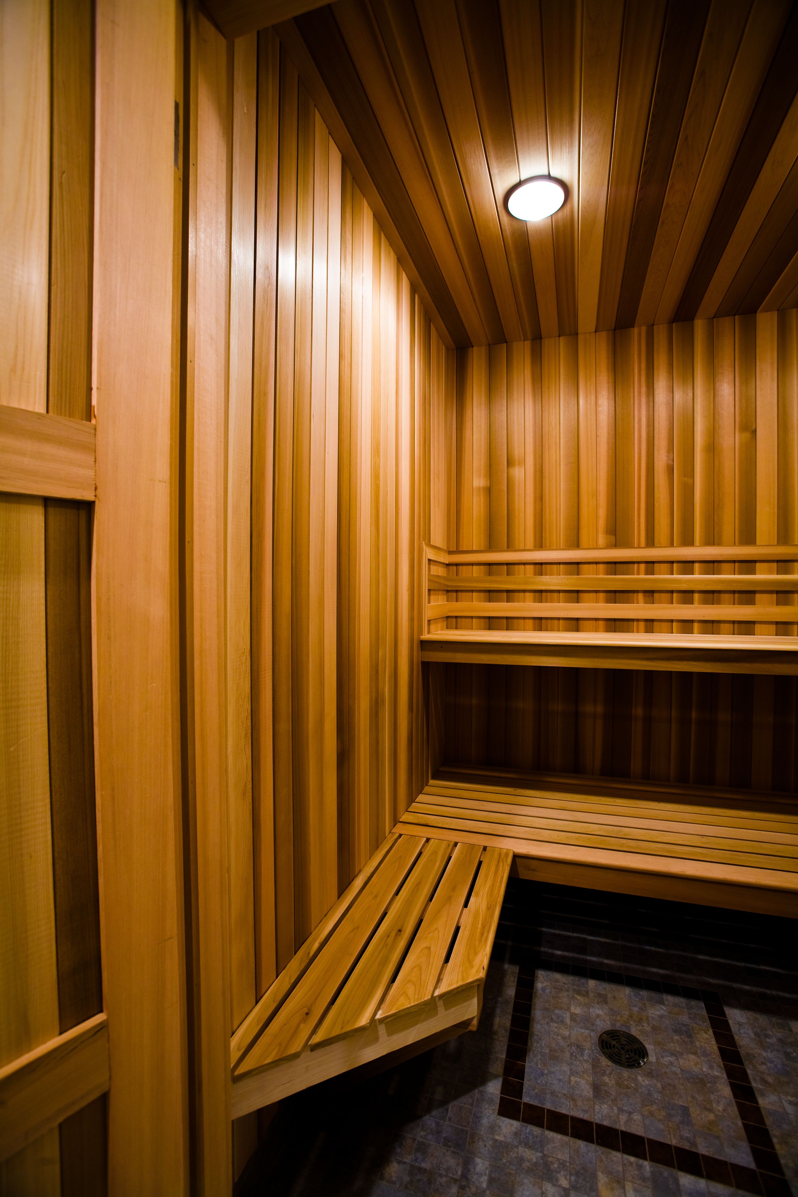 body treatments, hot stone massages, swedish massages, prenatal massages