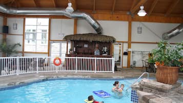 Hồ bơi trong nhà, ghế dài tắm nắng