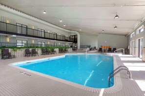 Indoor pool, open 8:00 AM to 10:00 PM, sun loungers - Best Western Pembroke Inn & Conference Centre (Pembroke)