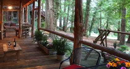 Lake Rabun Hotel & Restaurant