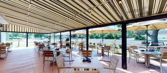 Best Western Plus Windjammer Inn & Conference Center
