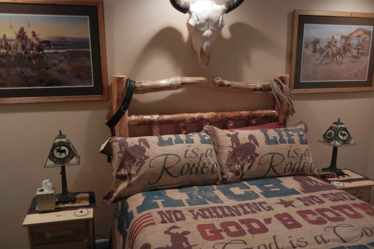 Chambre (CM Russell) | Décoration personnalisée, ameublement personnalisé
