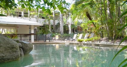 Palm Villas Resort
