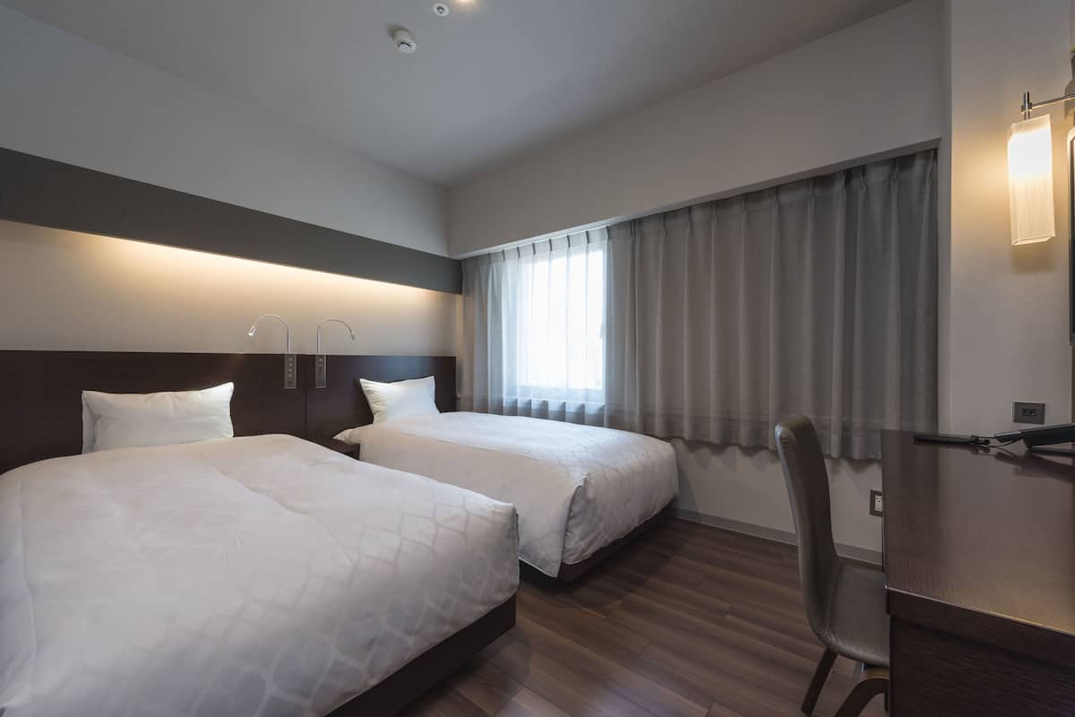 Standard Twin Room, Non Smoking | Down duvets, desk, blackout curtains, iron/ironing board