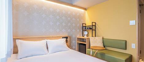 Doppelzimmer, Nichtraucher | Daunenbettdecken, Bügeleisen/Bügelbrett, kostenloses WLAN, Bettwäsche