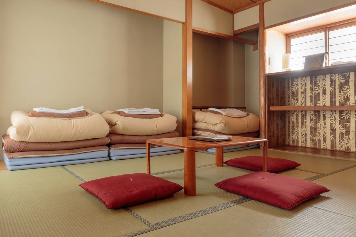 Basic Triple Room, Non Smoking