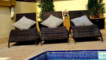 Εξωτερική πισίνα