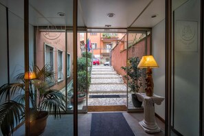 Entrada interior