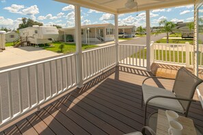 Cottage, 1 Bedroom | Porch - Blueberry Hill (Bushnell)