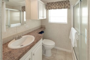 アパートメント 1 ベッドルーム | バスルーム | タオル