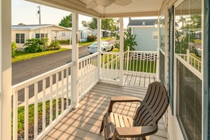 Apartment, 1 Bedroom | Balcony