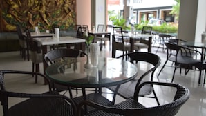 Ảnh chưa phân loại, 3 trong số 35 ảnh, nút