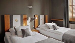 Basic-Zweibettzimmer | 1 Schlafzimmer, Schreibtisch, kostenloses WLAN, Bettwäsche