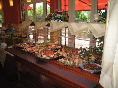 Threeland Hotel