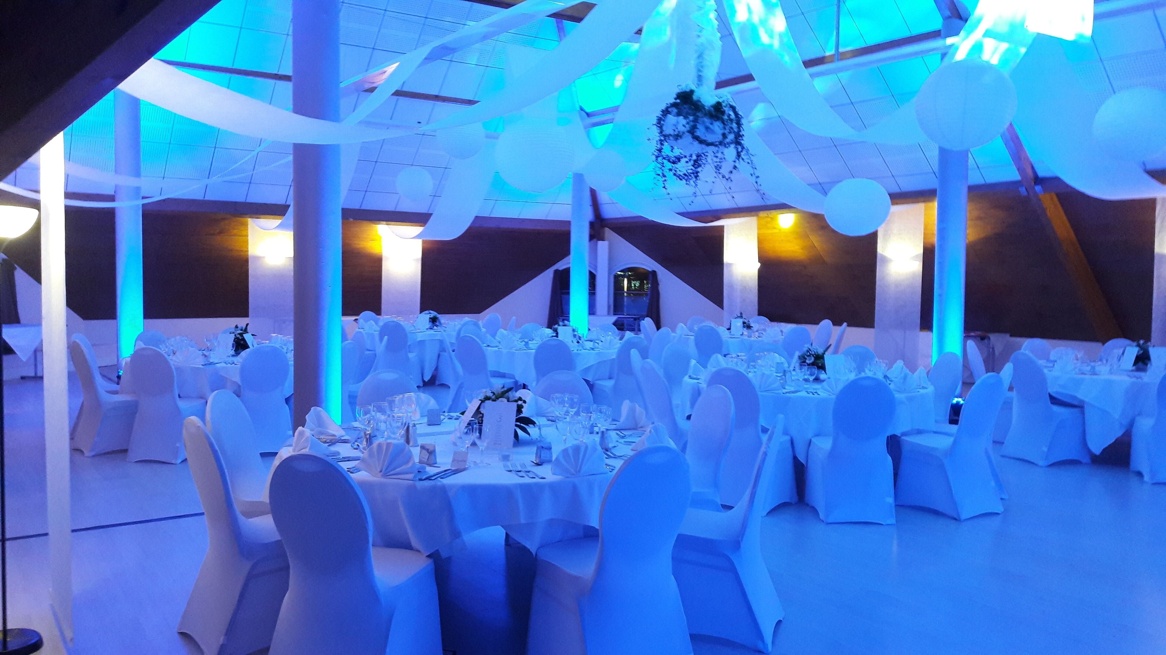 Photo - Threeland Hotel