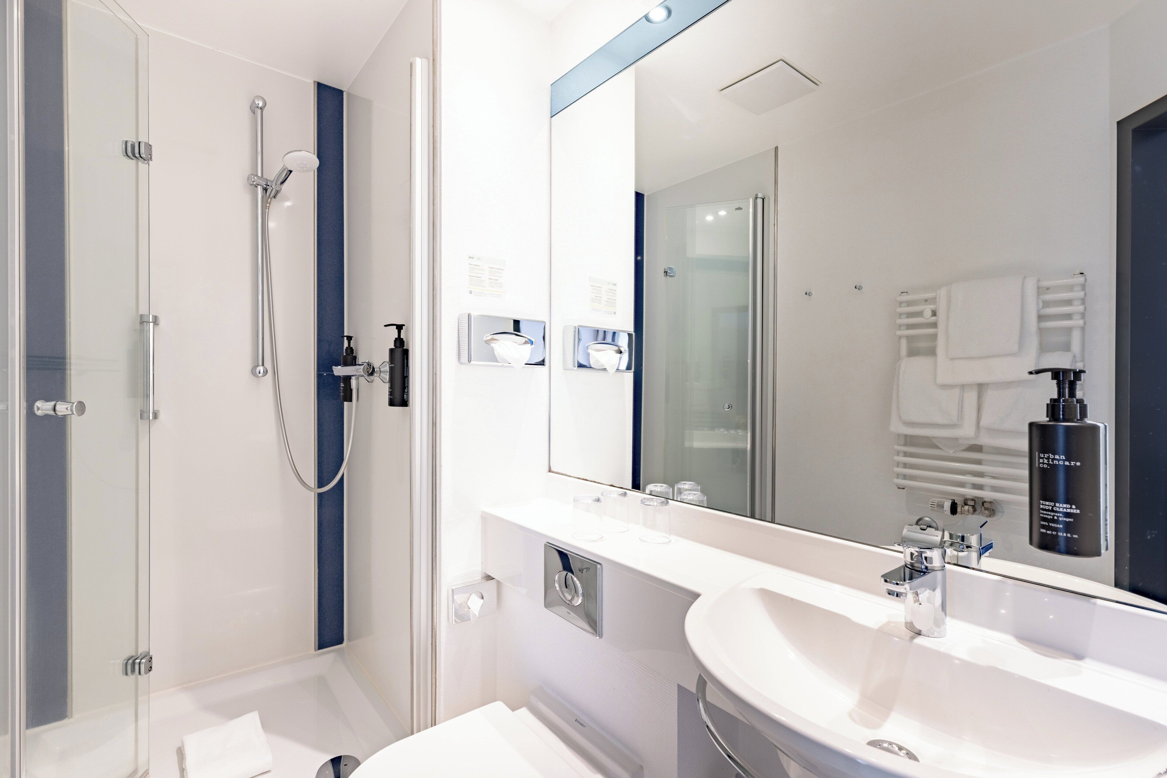 Standard Room, 1 Queen Bed with Sofa bed (Family Room) | Bathroom | Shower, hair dryer, towels