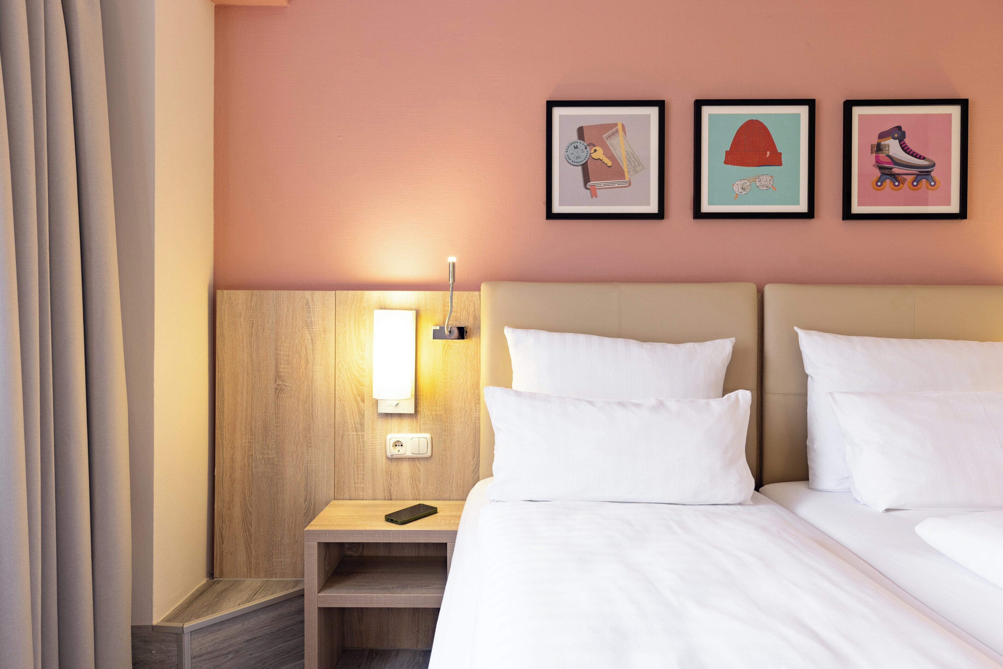 Hypo-allergenic bedding, in-room safe, desk, soundproofing