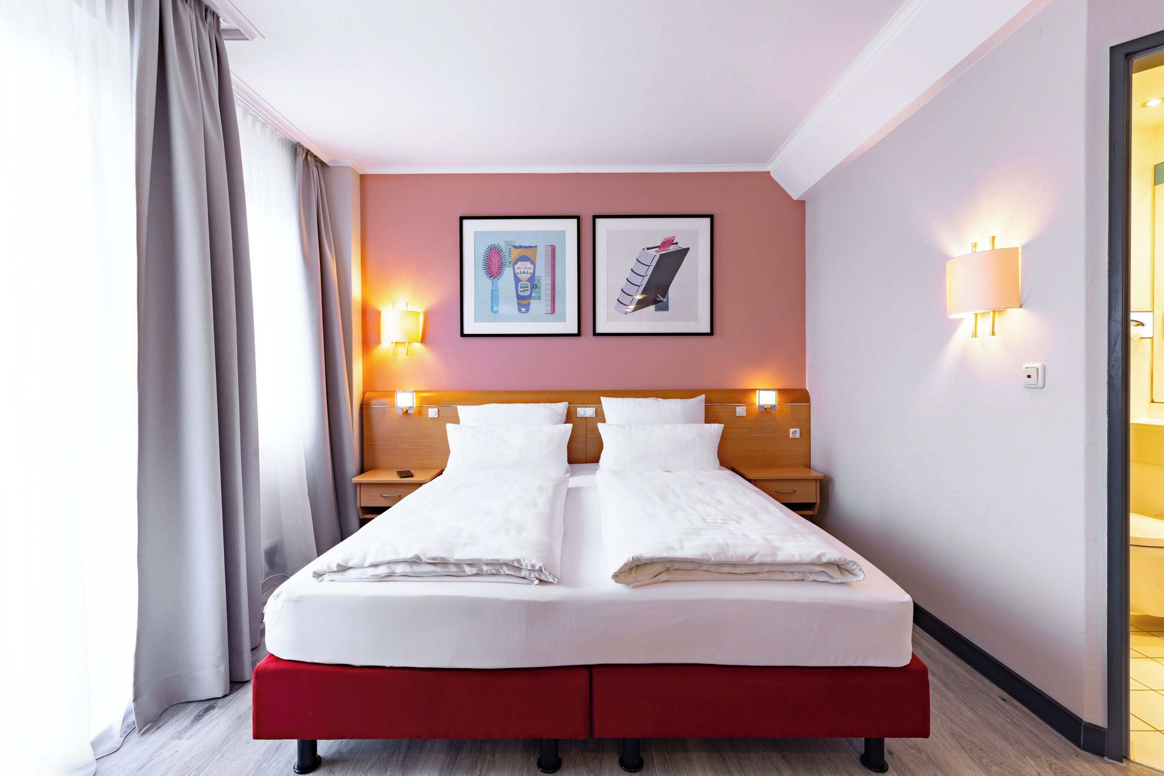 Hypo-allergenic bedding, in-room safe, desk, soundproofing