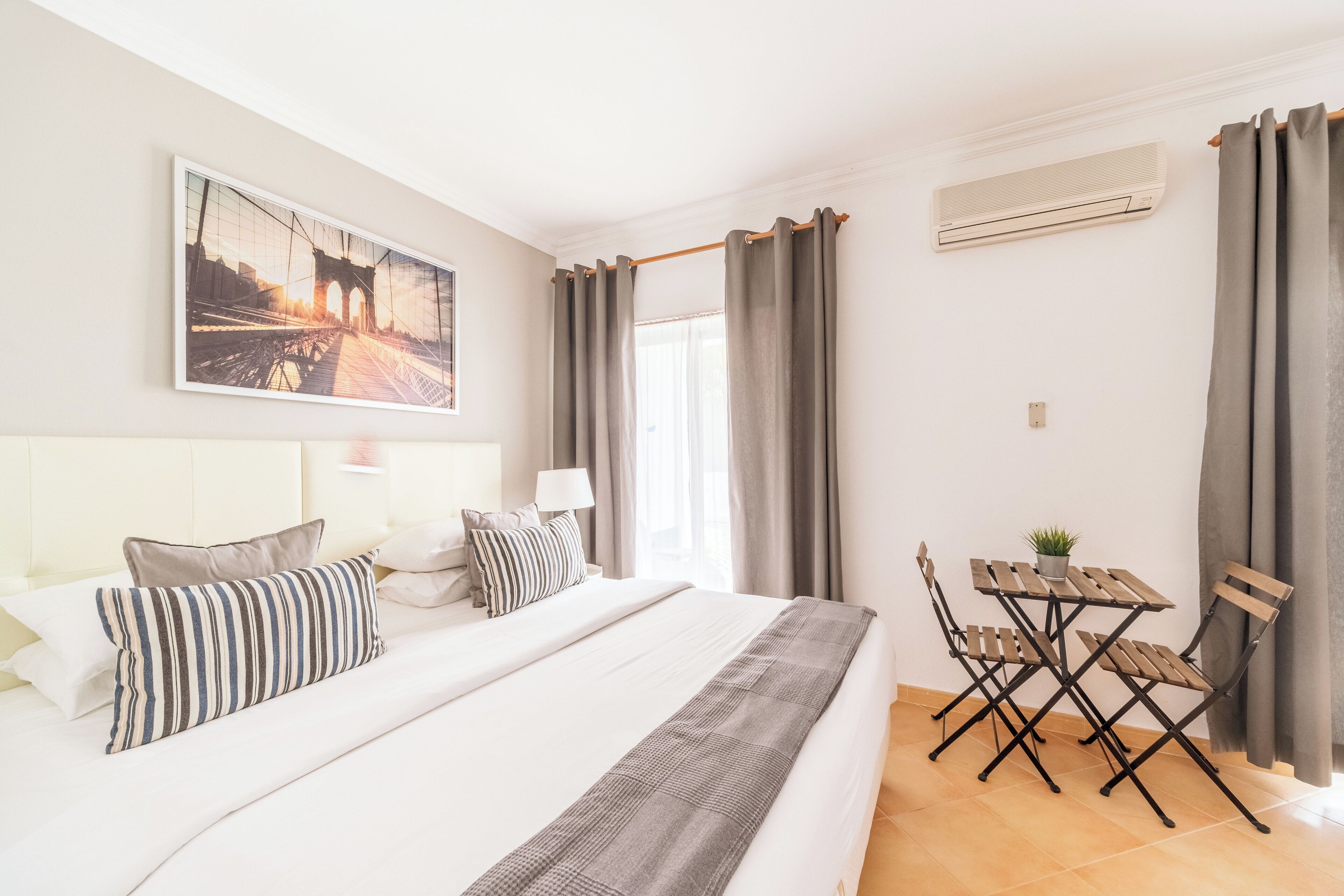 In-room safe, iron/ironing board, cots/infant beds, free WiFi