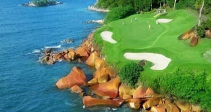 Ria Bintan Golf Lodge
