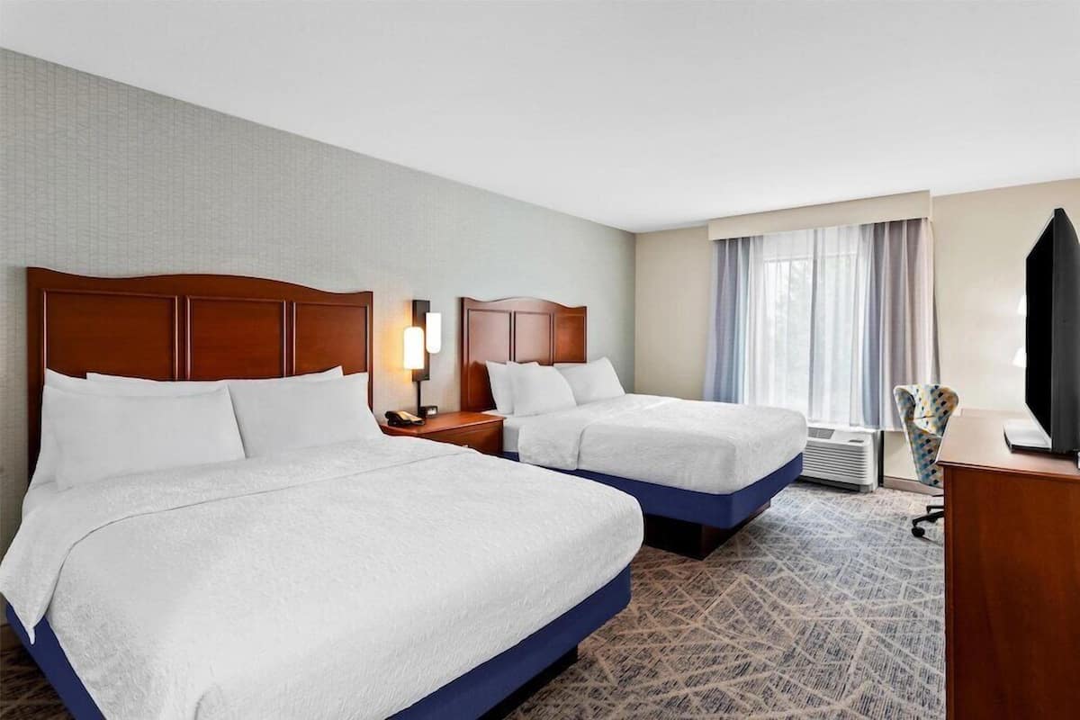 In-room safe, desk, iron/ironing board, free WiFi