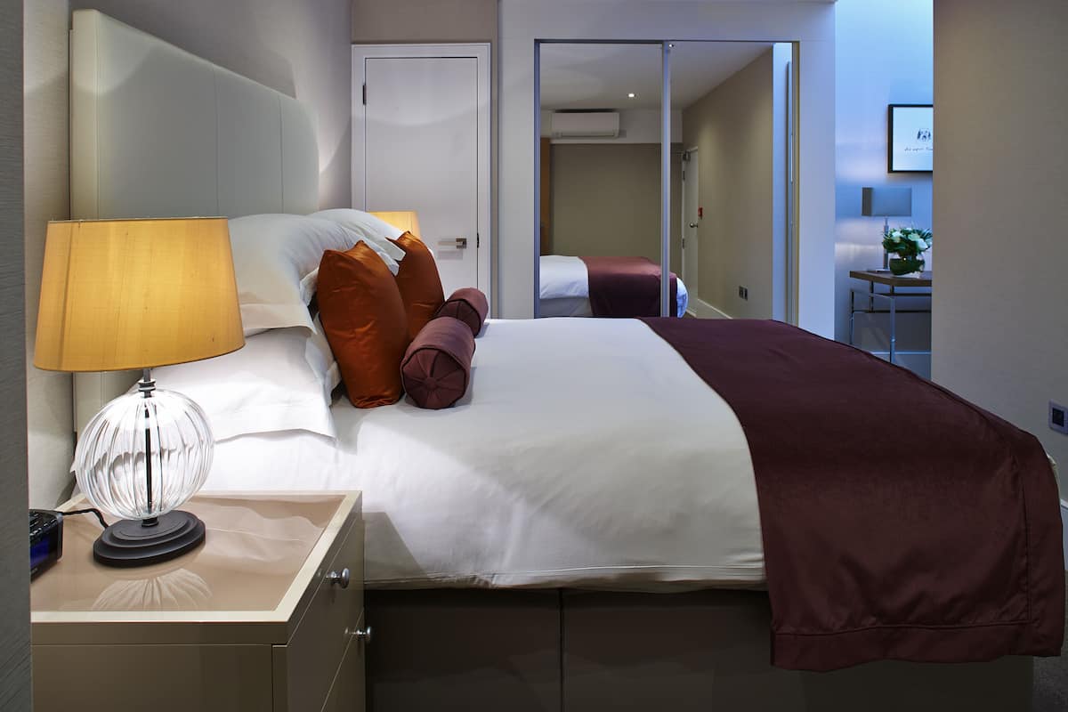 In-room safe, individually decorated, individually furnished, desk