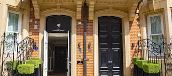 Cheval Phoenix House at Sloane Square