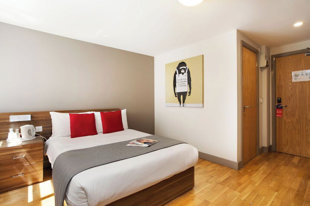 Photo - Britannia Study Hotel