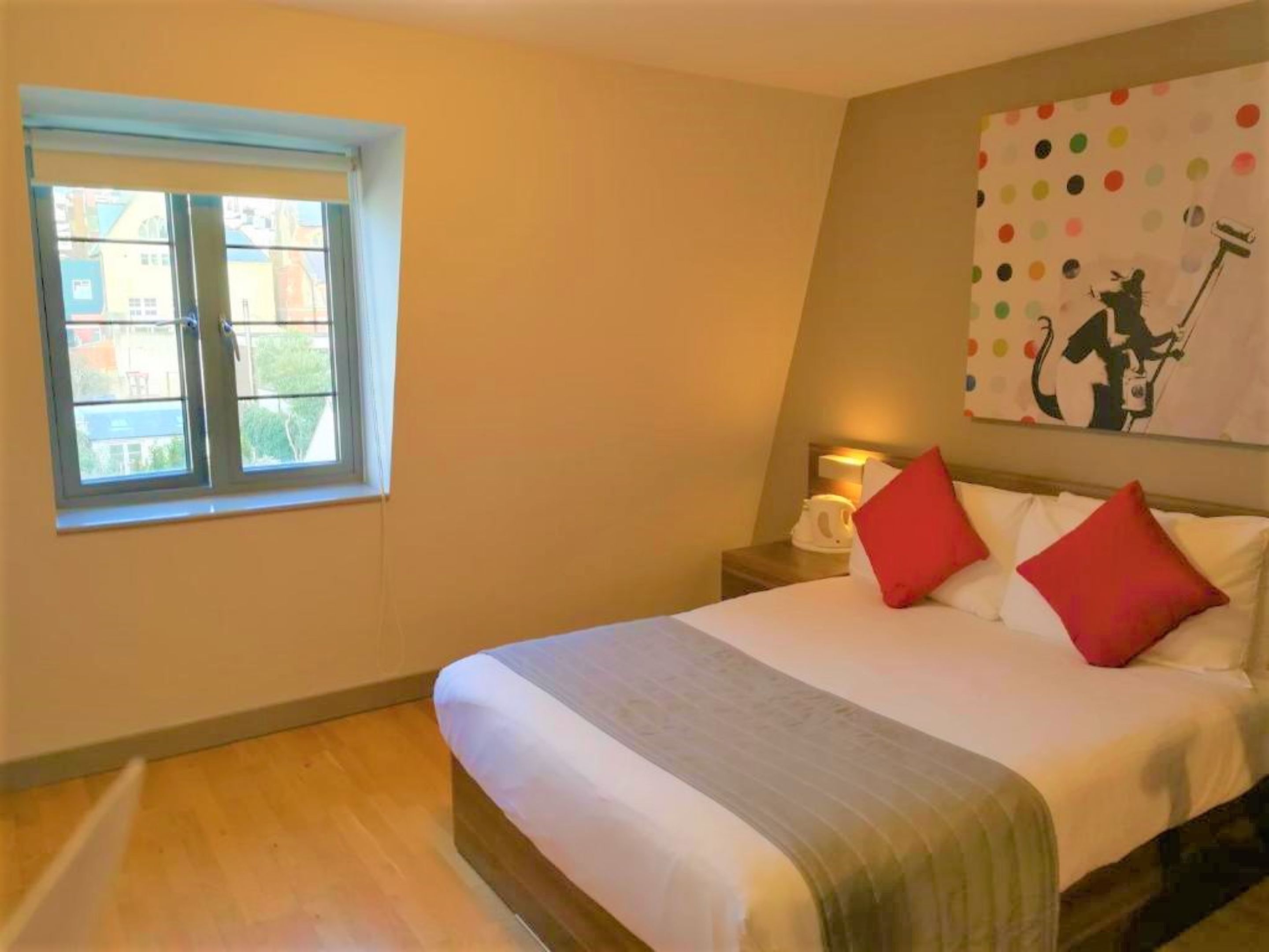 Photo - Britannia Study Hotel