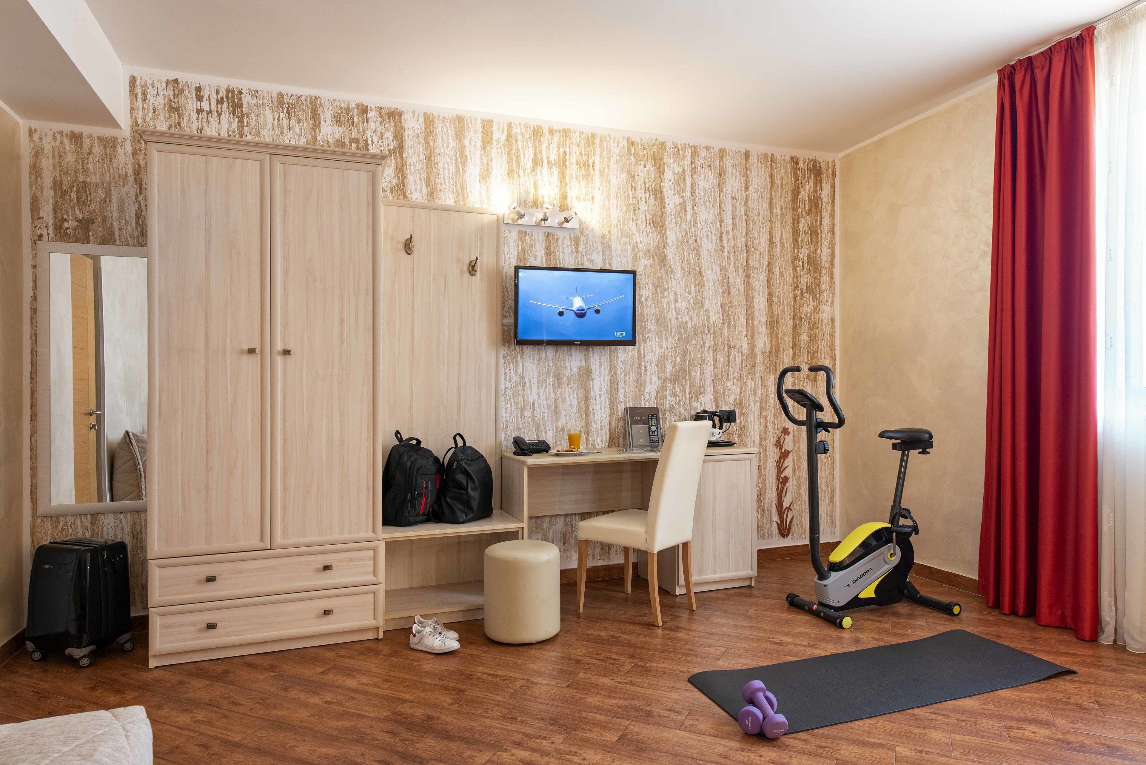 minibar, in-room safe, desk, soundproofing