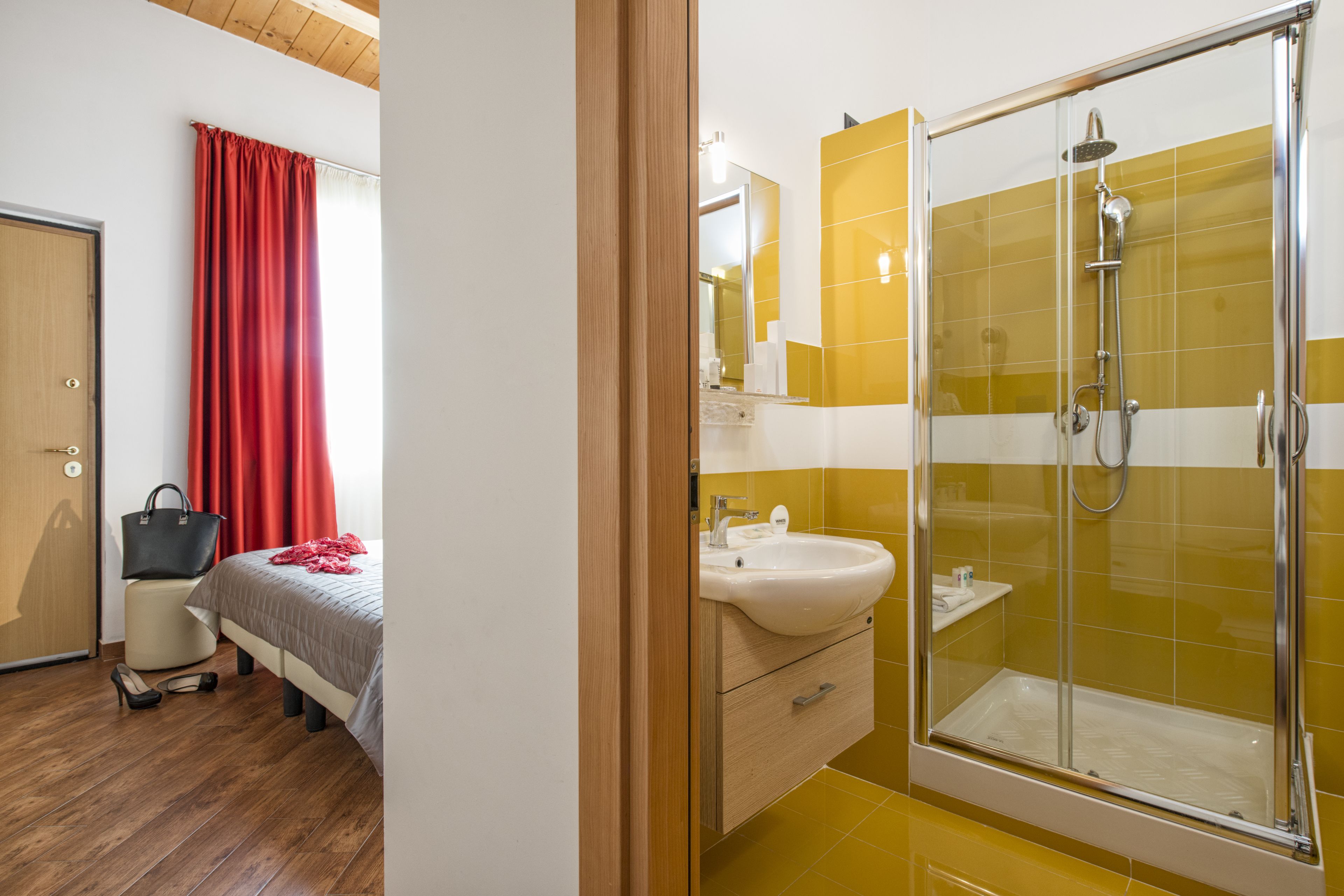 minibar, in-room safe, desk, soundproofing